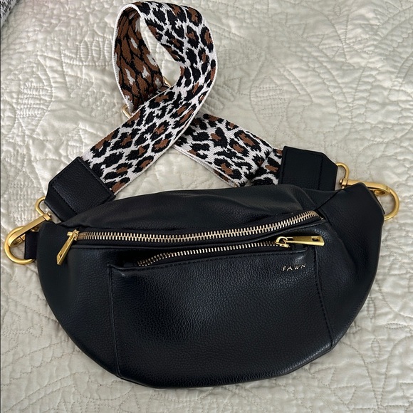 fawn Handbags - Fawn Black Crossbody Bag